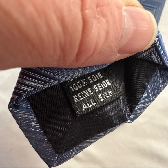 Dormeuil Geometric Repp Blue Tie 100% Silk Handmade in Italy Wide 58” x 4” - Picture 9 of 12